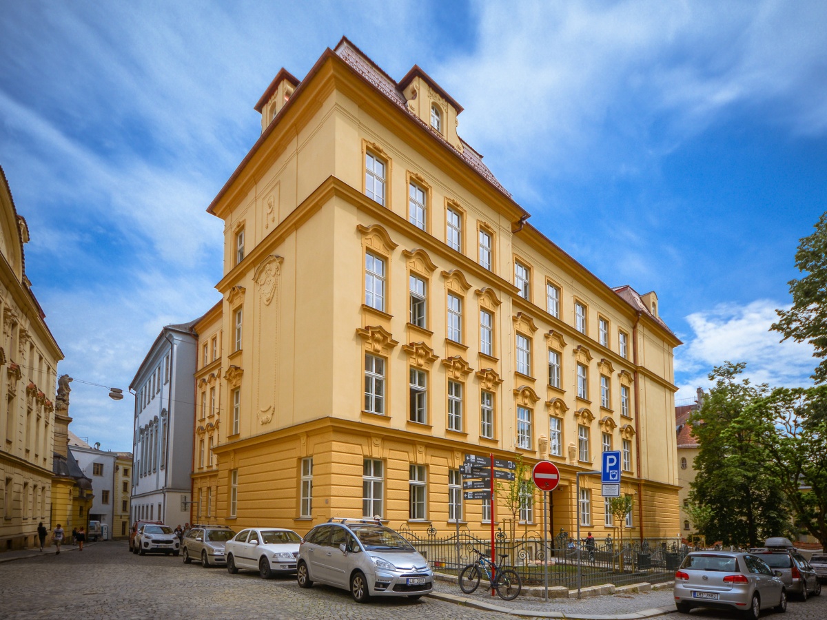21. století online datování jaká je užitečnost technik absolutního a relativního randění